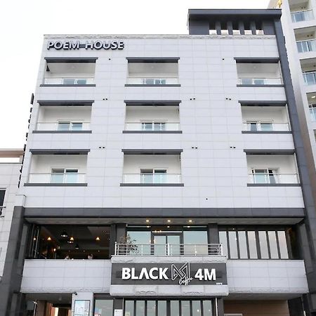 Poem House Aparthotel Jeju Exterior photo