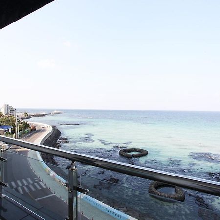Poem House Aparthotel Jeju Exterior photo